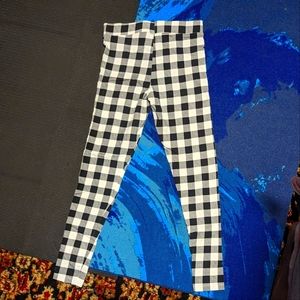 FOREVER 21 Women Size Small Black/White Leggings